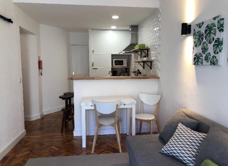 New Apartment On The Beach Cascais Exteriör bild